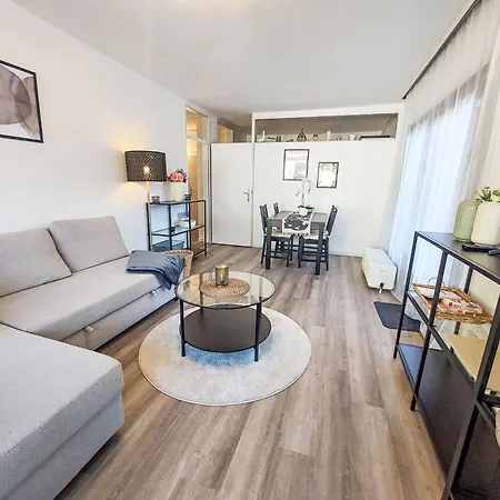 Iris By Interhome